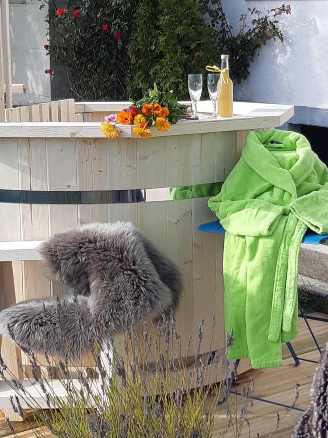 Gite La Petite Maison Horlogere Et Jacuzzi , Raquettes Les Fontenelles Zewnętrze zdjęcie